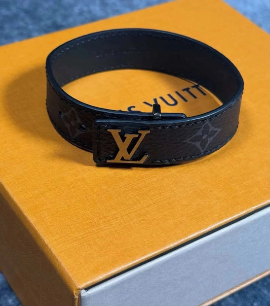 Louis Vuitton M6456 LV Slim Bracelet Monogram Eclipse Noir – Used | Authentic Japan Import